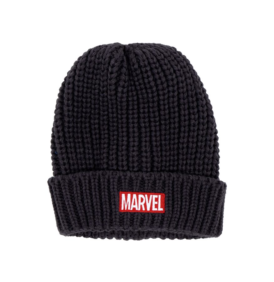 Bonnet en maille brodé